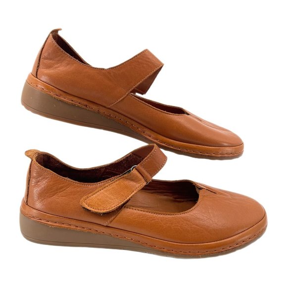 Boxer Fida Shoes Co. Tan Classic Mary Jane Flats | Size 40EU - Picture 1 of 8